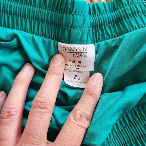 DANAKIN Green Athletic Shorts. SIZE Medium - Picture 3 of 5